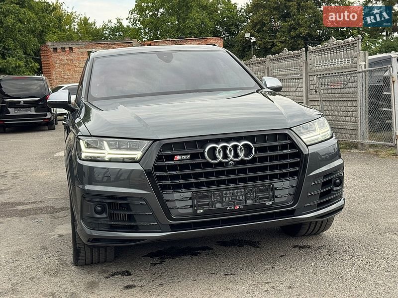Внедорожник / Кроссовер Audi SQ7 2017 в Тернополе