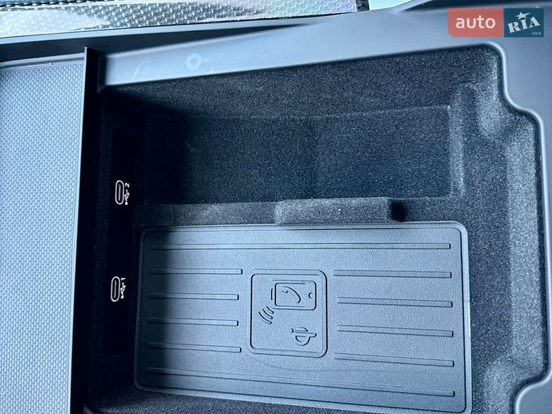 Внедорожник / Кроссовер Audi SQ7 2023 в Полтаве