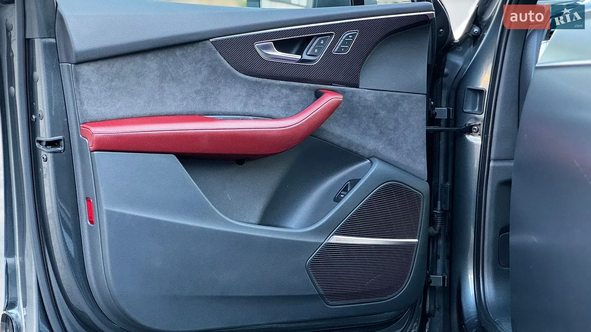 2021 Audi SQ7 - мініатюра 18