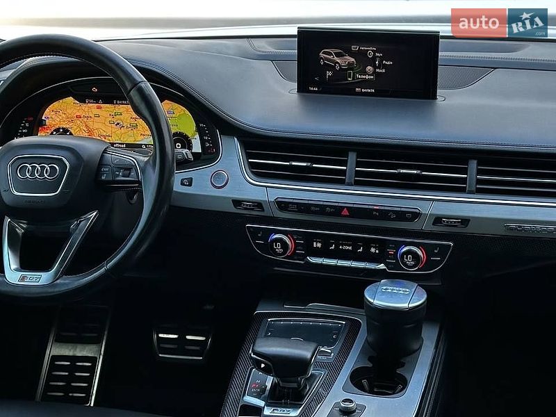 Внедорожник / Кроссовер Audi SQ7 2017 в Черкассах