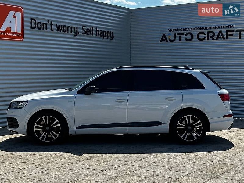 Внедорожник / Кроссовер Audi SQ7 2017 в Черкассах