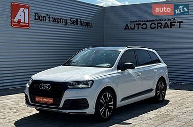 Внедорожник / Кроссовер Audi SQ7 2017 в Черкассах
