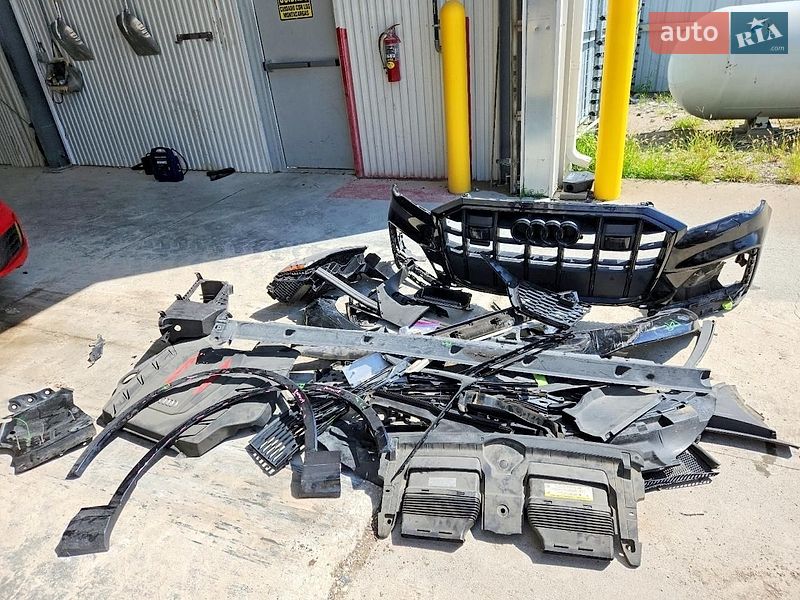 Внедорожник / Кроссовер Audi SQ7 2020 в Львове