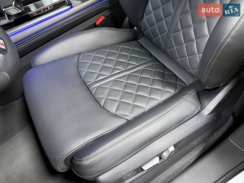 Внедорожник / Кроссовер Audi SQ7 2024 в Киеве