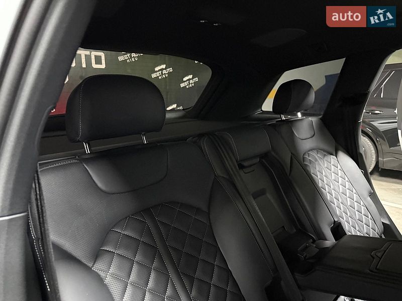 Внедорожник / Кроссовер Audi SQ7 2024 в Киеве