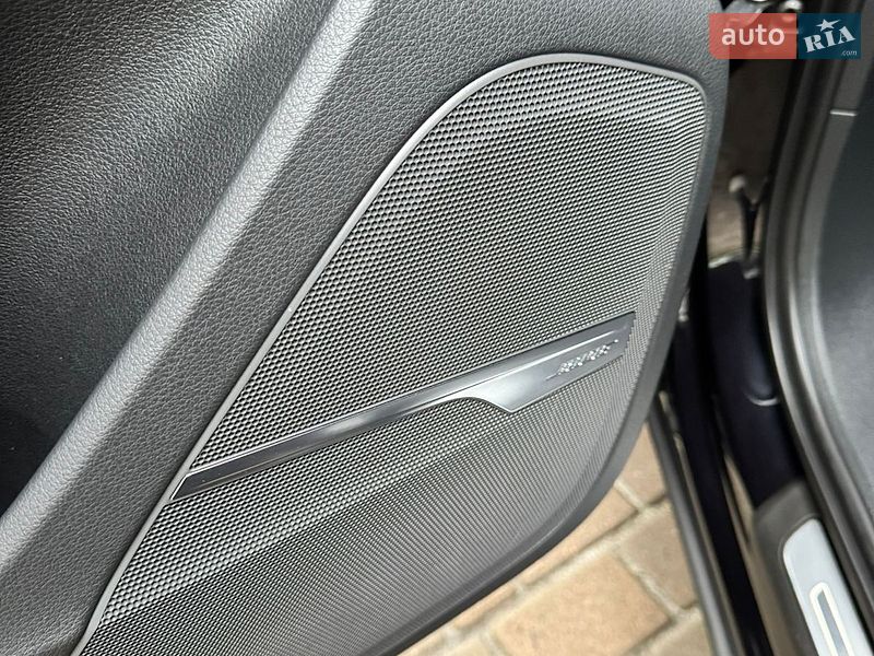 Внедорожник / Кроссовер Audi SQ7 2018 в Львове