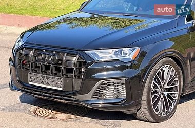 Позашляховик / Кросовер Audi SQ7 2022 в Києві