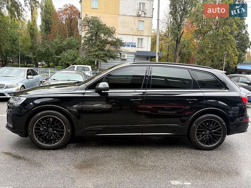 Внедорожник / Кроссовер Audi SQ7 2023 в Киеве