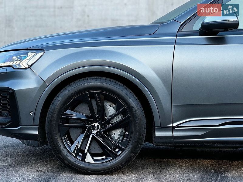 Позашляховик / Кросовер Audi SQ7 2021 в Києві