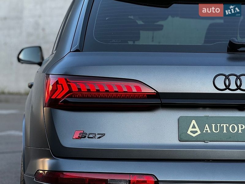 Позашляховик / Кросовер Audi SQ7 2021 в Києві