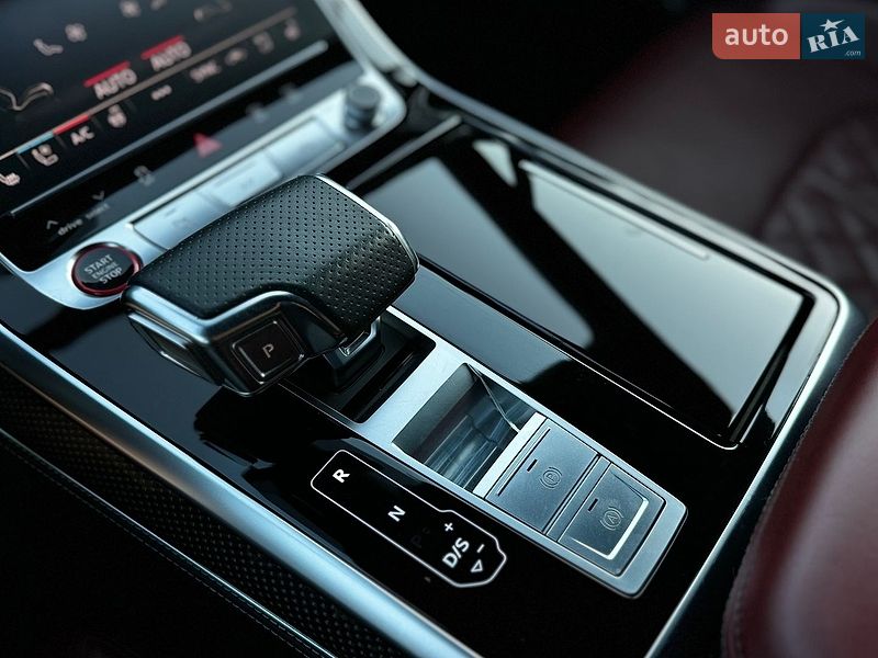 Позашляховик / Кросовер Audi SQ7 2021 в Києві