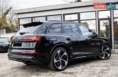Позашляховик / Кросовер Audi SQ7 2021 в Києві