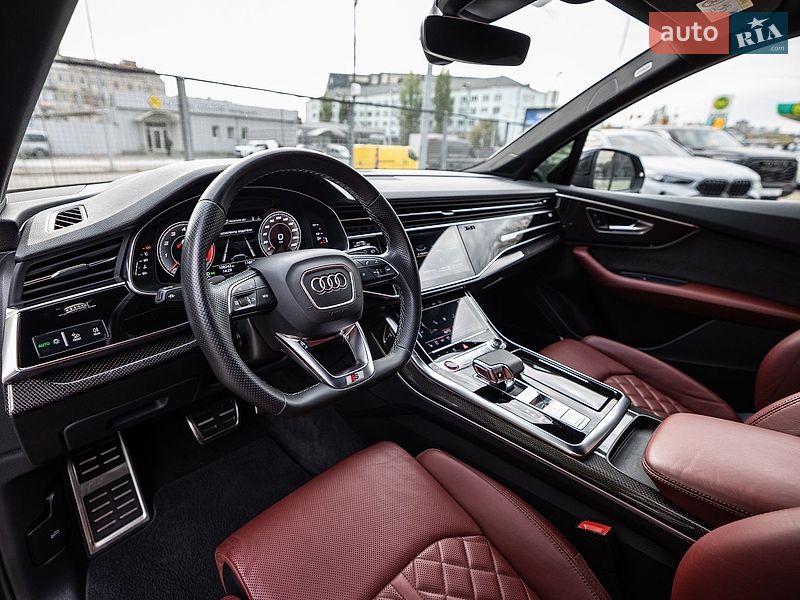 Позашляховик / Кросовер Audi SQ7 2021 в Києві