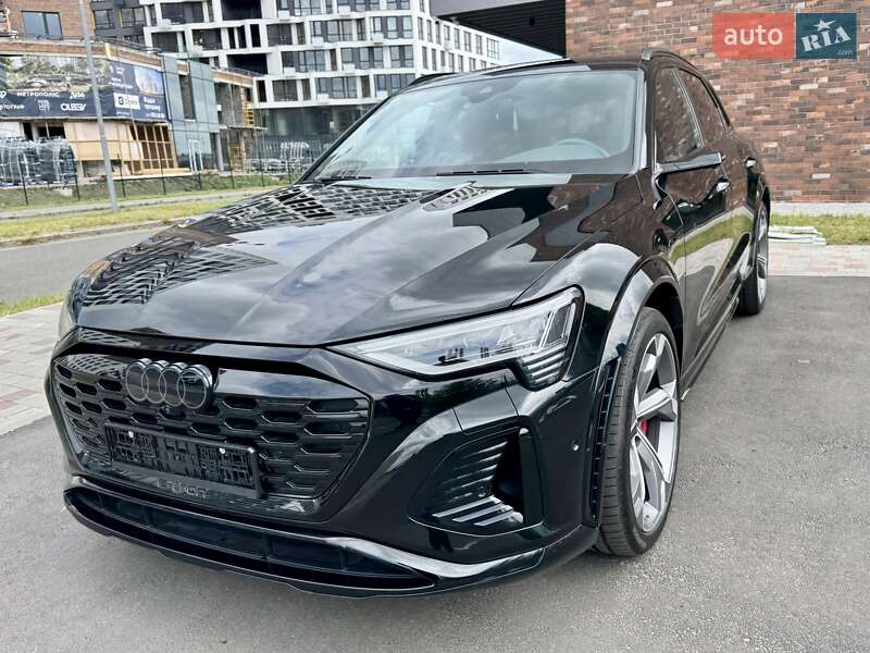 Внедорожник / Кроссовер Audi SQ8 e-tron 2023 в Киеве