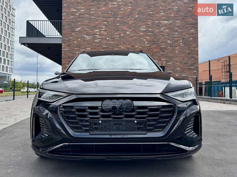 Внедорожник / Кроссовер Audi SQ8 e-tron 2023 в Киеве