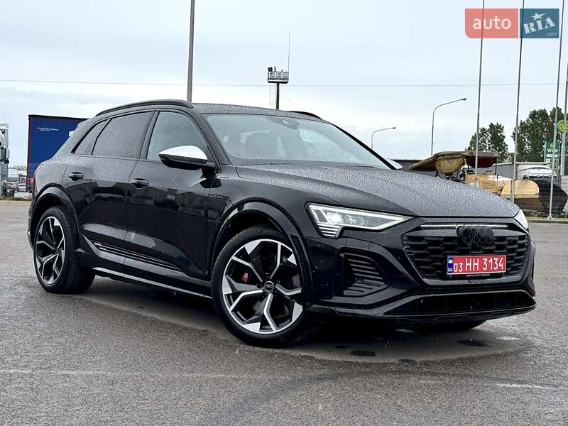 Внедорожник / Кроссовер Audi SQ8 e-tron 2023 в Киеве