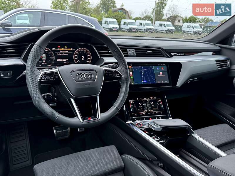 Внедорожник / Кроссовер Audi SQ8 e-tron 2023 в Киеве