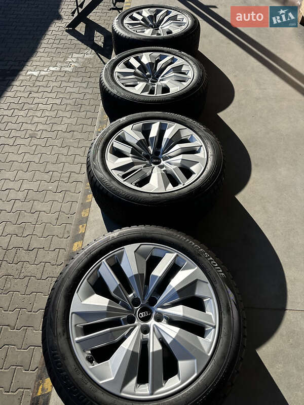 Позашляховик / Кросовер Audi SQ8 e-tron 2023 в Кропивницькому фото 14 Позашляховик / Кросовер Audi SQ8 e-tron 2023 в Кропивницькому