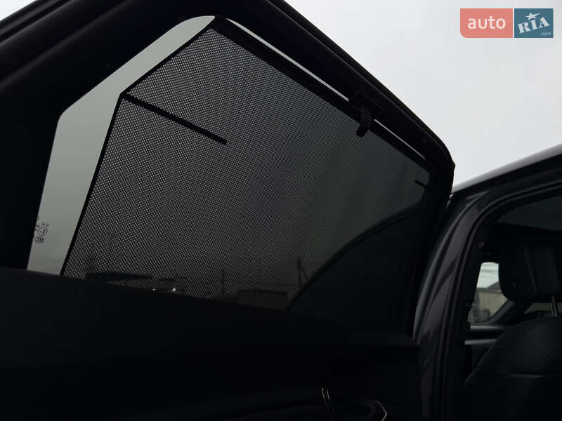 Внедорожник / Кроссовер Audi SQ8 e-tron 2023 в Мукачево