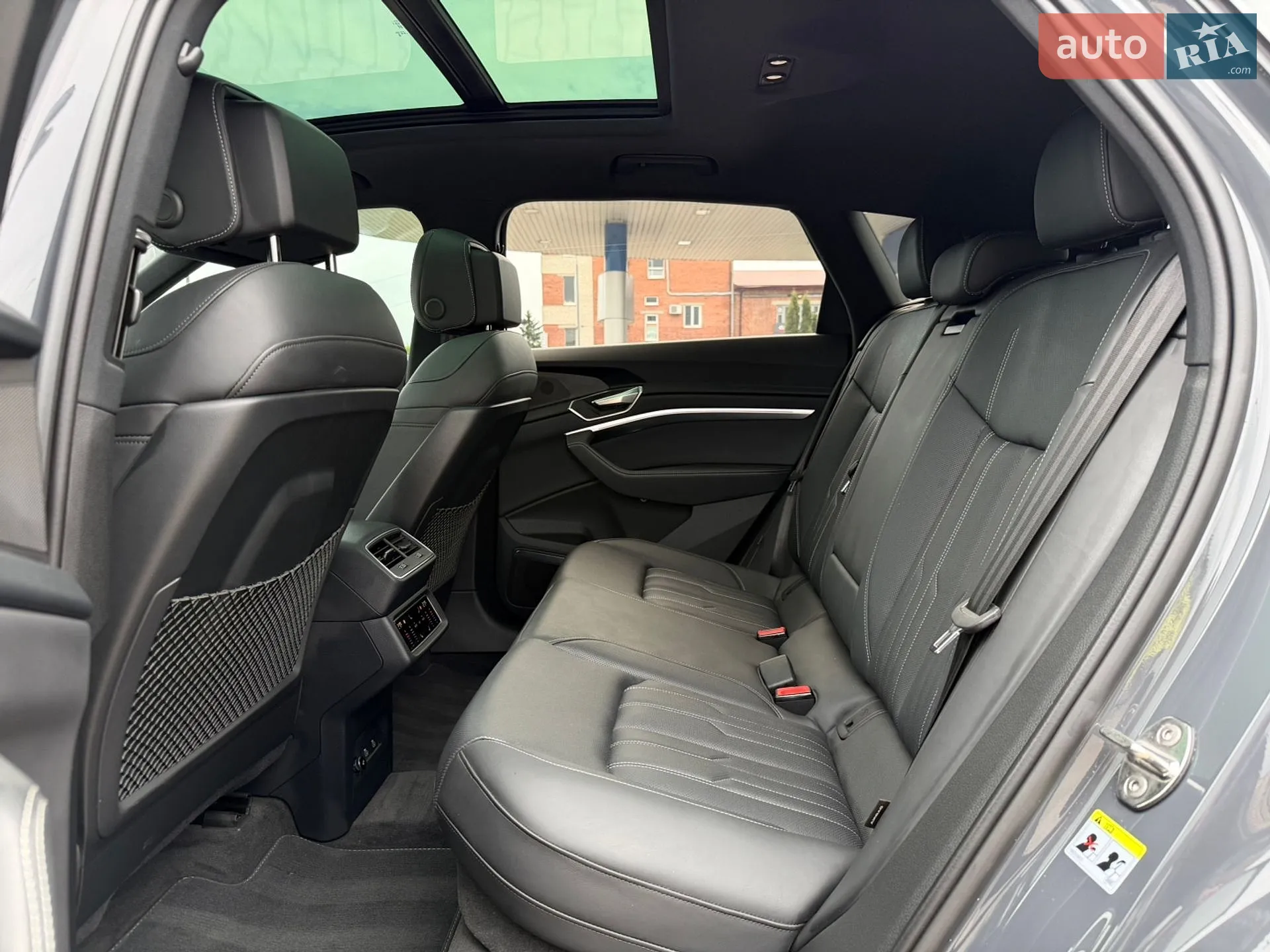 2023 Audi SQ8 - мініатюра 17