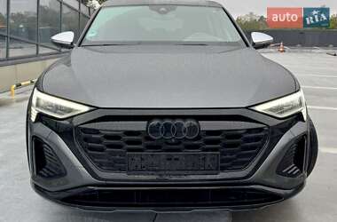 Позашляховик / Кросовер Audi SQ8 Sportback e-tron 2024 в Києві