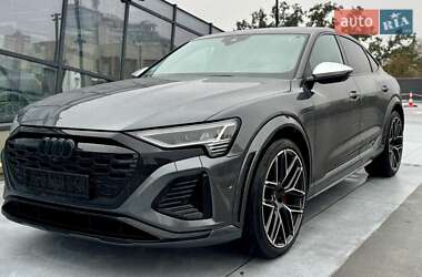 Позашляховик / Кросовер Audi SQ8 Sportback e-tron 2024 в Києві