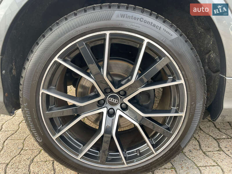 Внедорожник / Кроссовер Audi SQ8 2021 в Киеве