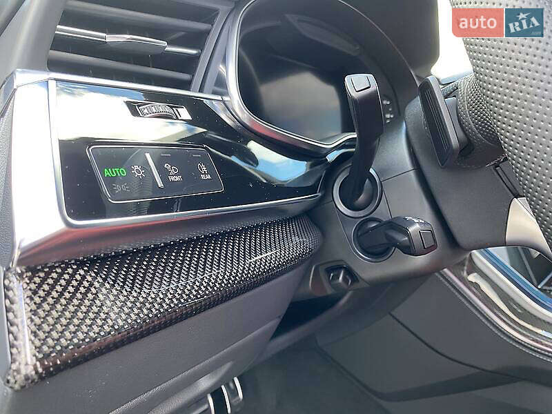 Внедорожник / Кроссовер Audi SQ8 2021 в Киеве
