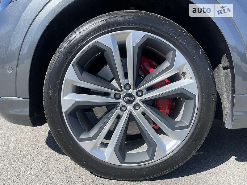 Внедорожник / Кроссовер Audi SQ8 2022 в Киеве