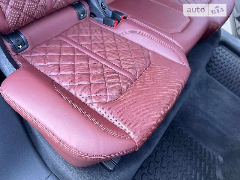 Внедорожник / Кроссовер Audi SQ8 2022 в Киеве