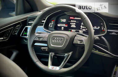 Внедорожник / Кроссовер Audi SQ8 2021 в Днепре