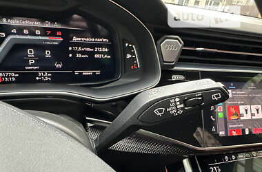 Внедорожник / Кроссовер Audi SQ8 2020 в Вишневом