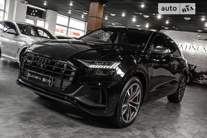 Внедорожник / Кроссовер Audi SQ8 2020 в Ужгороде