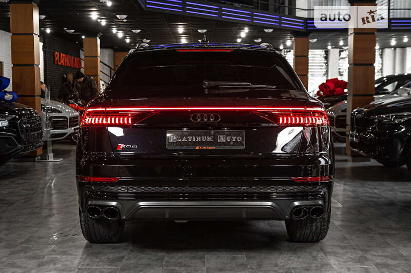 Внедорожник / Кроссовер Audi SQ8 2020 в Ужгороде
