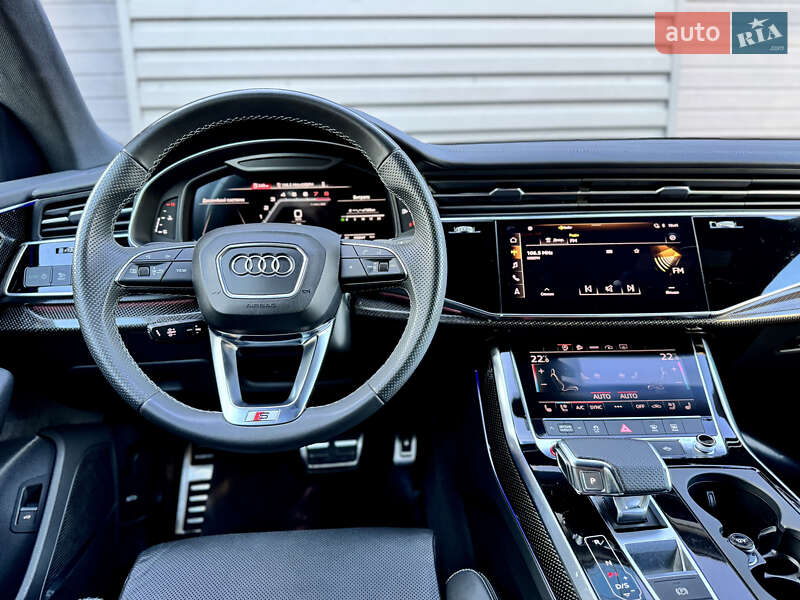 Внедорожник / Кроссовер Audi SQ8 2020 в Киеве