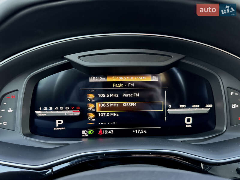 Внедорожник / Кроссовер Audi SQ8 2020 в Киеве