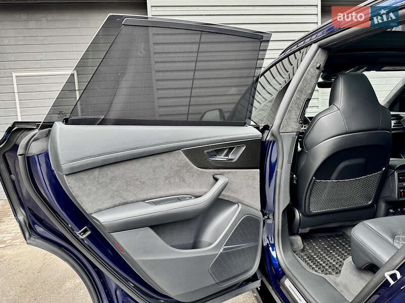 Позашляховик / Кросовер Audi SQ8 2021 в Києві