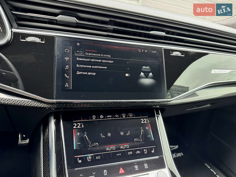 Позашляховик / Кросовер Audi SQ8 2021 в Києві