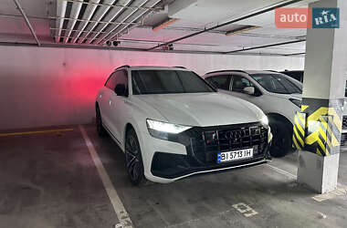 Позашляховик / Кросовер Audi SQ8 2022 в 