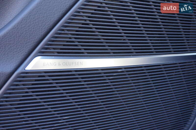 Позашляховик / Кросовер Audi SQ8 2024 в Одесі