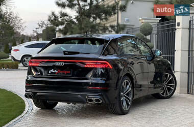 Позашляховик / Кросовер Audi SQ8 2021 в 