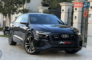 Позашляховик / Кросовер Audi SQ8 2021 в 