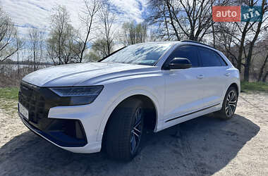 Позашляховик / Кросовер Audi SQ8 2022 в 