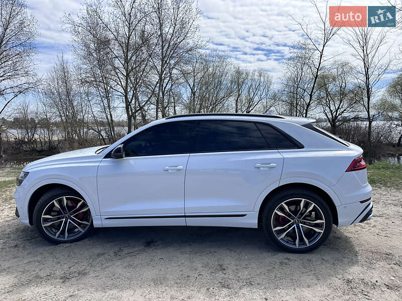 Позашляховик / Кросовер Audi SQ8 2022 в Києві