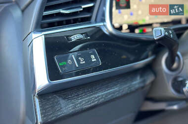 Внедорожник / Кроссовер Audi SQ8 2020 в 