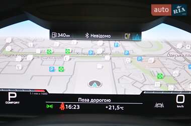 Позашляховик / Кросовер Audi SQ8 2024 в 