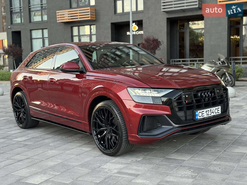 Внедорожник / Кроссовер Audi SQ8 2021 в 