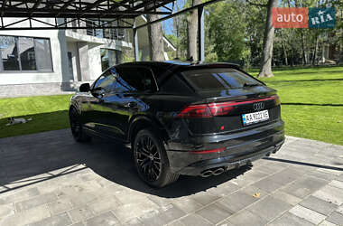 Внедорожник / Кроссовер Audi SQ8 2024 в 