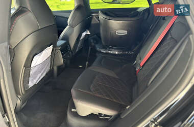 Внедорожник / Кроссовер Audi SQ8 2024 в 
