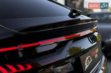 Позашляховик / Кросовер Audi SQ8 2020 в 